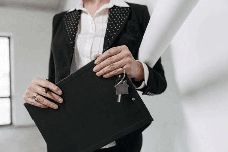 Consórcio imobiliário é seguro? Cuidados essenciais antes de assinar o contrato